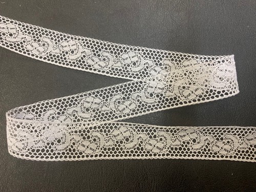 Alte plauener spitze 100x2cm - alte,