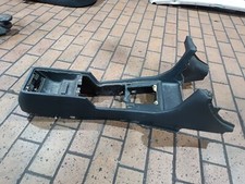 Mittelarmlehne Konsole