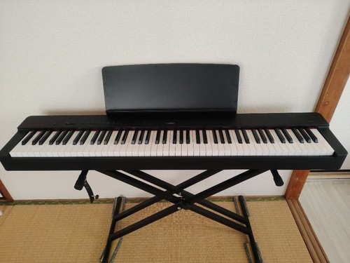 Yamaha 225 digitalpiano 88 - p-225,
