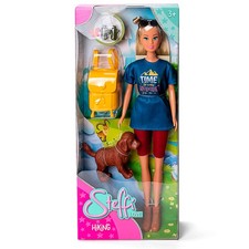 Simba, Steffi Love, Hiking