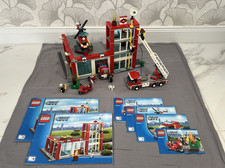 LEGO CITY: Feuerwehr-Hauptquartier + Feuerwehr-Motorrad (60004 + 60000)