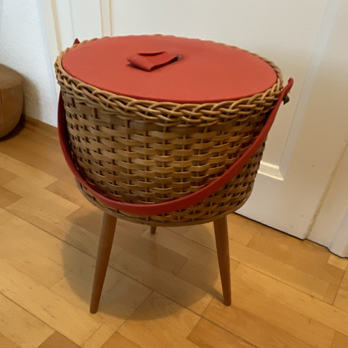 Braun roter nähkorb aus - nähkorb,