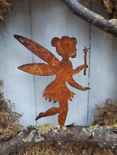 Gartenfigur Elfe mit Schraube