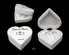 Vintage RINGBOX aus HOLZ Herz Rustikale Hochzeit Ringkissen mit GRAVUR in weiß