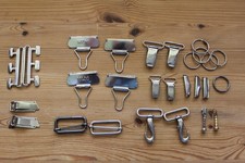 26 Kurzwaren Metall  Clips Gürtelschnalle Ringe Karabinler Verschlüsse Nähen