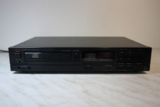 Luxman D-100 Compact Disc