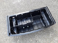 Audi A2 8Z Bj03 Batteriewanne Ablagefach Kofferboden Bodenwanne für Kofferraum