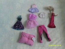 6 verschiedene Sachen und die kleinste Barbiepuppe