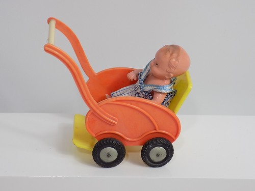 Vintage miniatur kinderwagen - miniatur,
