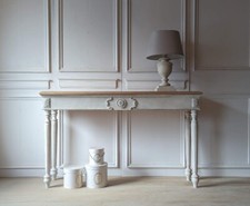 Französischer Stil geschnitzt