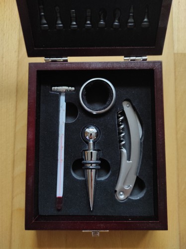 Geschenk weinset holzbox - in,