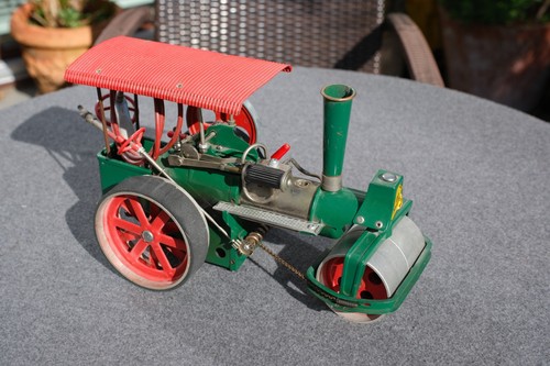 Wilesco dampfmaschine old - dampfmaschine,