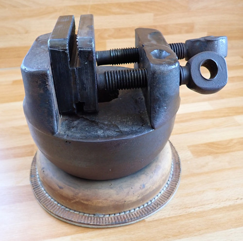 Graveurkugel mit schrauben - mit, 2