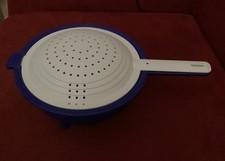 Tupperware D12 Saladin