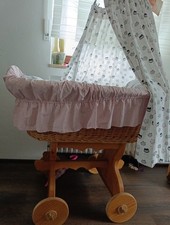 Baby Stubenwagen mit Himmel, Matratze