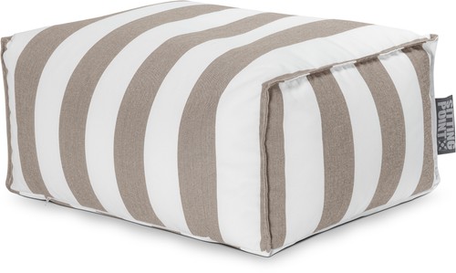 Sitting point outdoor - point,