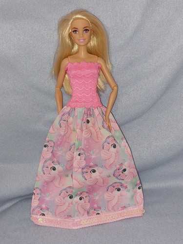 Barbie kleid seepferdchen - barbie,