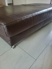 Lederhocker von Ewald Schillig