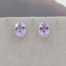 Wert 250 € Amethyst Ohrstecker 750 18 Karat Weiß Gold