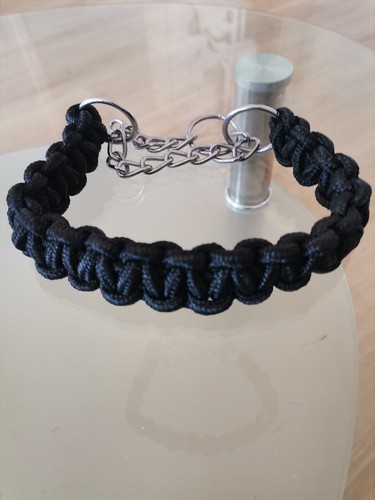 Hundehalsband schwarz paracord