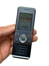 Retro Vintage Slider Phone •