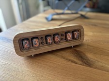 Nixie Uhr aus echtem Eichenholz mit 6 IN12 Röhren