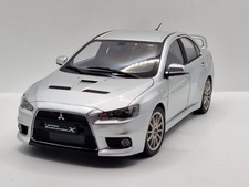 Mitsubishi Lancer Evo X silber