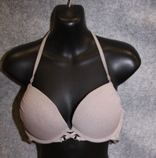 BIKINI OBERTEIL  GRÖSSE 38 (75A-B) BEIGE MIT STRUKTUR MIT BÜGEL SCHAUMSTOFF