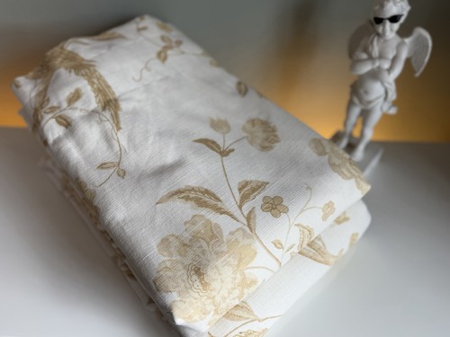 Atemberaubende laura ashley - laura,