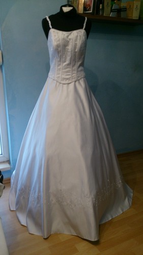 Wunderschönes brautkleid - brautkleid, in