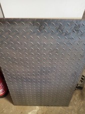 Tränenblech, Riffelblech