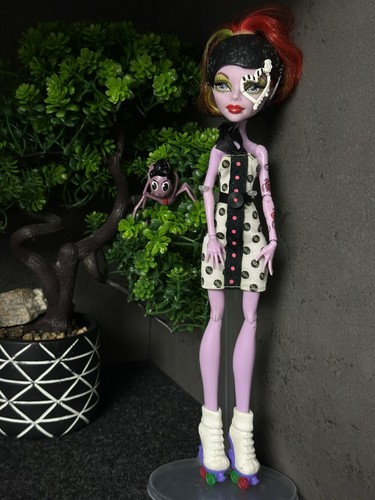 Monster high skultimate - monster,