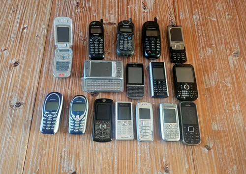 Mal alte handy sammlung - 16,