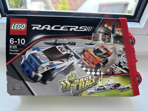 Lego racers thunder raceway - racers:,