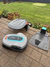 Gardena Mähroboter smart SILENO life 750 m² mit LONA-Technologie mit Garage
