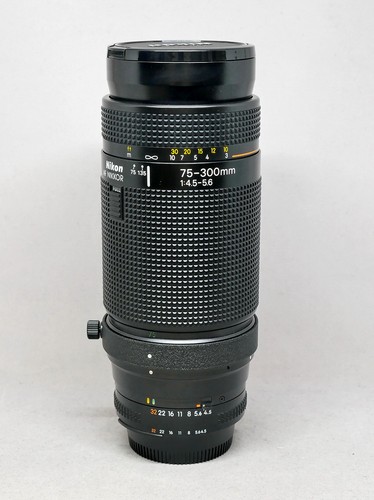 Nikon nikkor 300mm - nikkor, 75-300mm