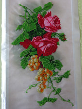 Stickbild mit Perlen ca. 24 x