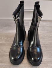 Damen Stiefeletten Boots Catwalk, schwarz mit silber Reißverschluss Größe 40 Neu