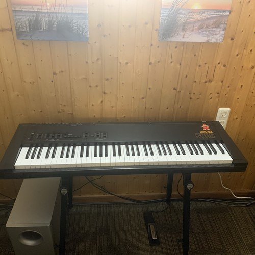 Korg sg1 piano - korg,