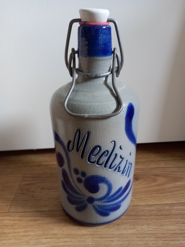 Alte schöne keramikflasche - alte,