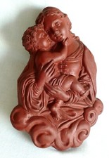 Altes Wandrelief religiös