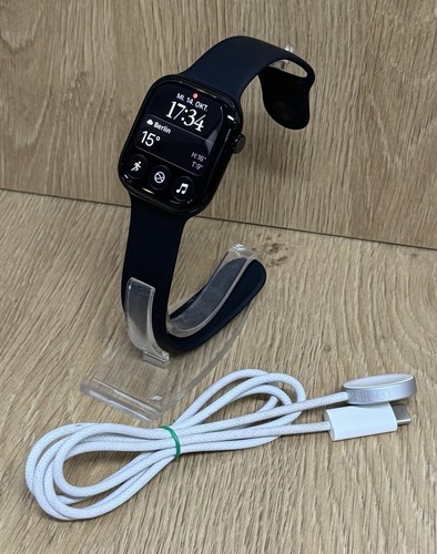 Apple watch series - 11, •