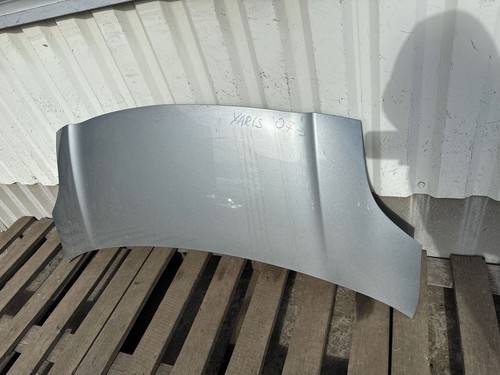 Toyota yaris 2006 motorhaube - yaris,