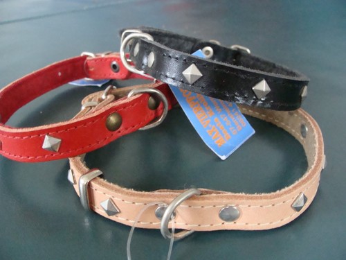 Lederhalsband mit nieten - lederhalsband,