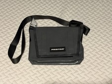 Freitag F11 Lassie Messenger