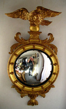 Frankreich Empire konvexer Spiegel Adlerkrone Holz Gold Eagle Mirror Aigle antik