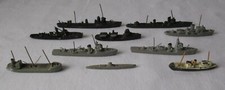 Konvolut 10 Modellschiffe u.a