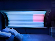 Hapro Sonnenhimmel, nur ca. 8 Betriebsstunden, Sonnenbank, Solarium