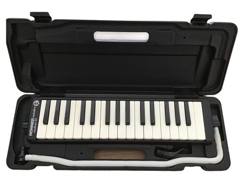 Hohner student melodica - student,