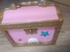 Filly Haus zum aufklkappen, incl. 14 Figuren